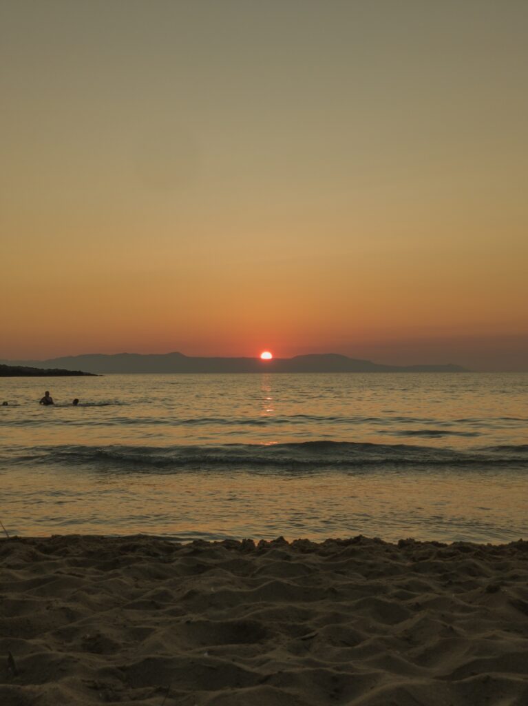 img ef9e2e15c1ff3fb4cd659cf6c38697a3 v